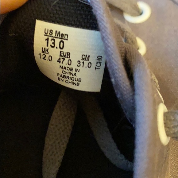 Men’s Vans - Picture 3 of 5